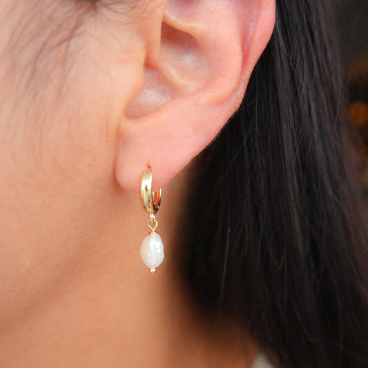 Baroque Pearl Hoop