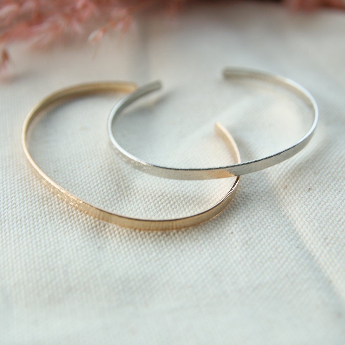 Minimal Bangle