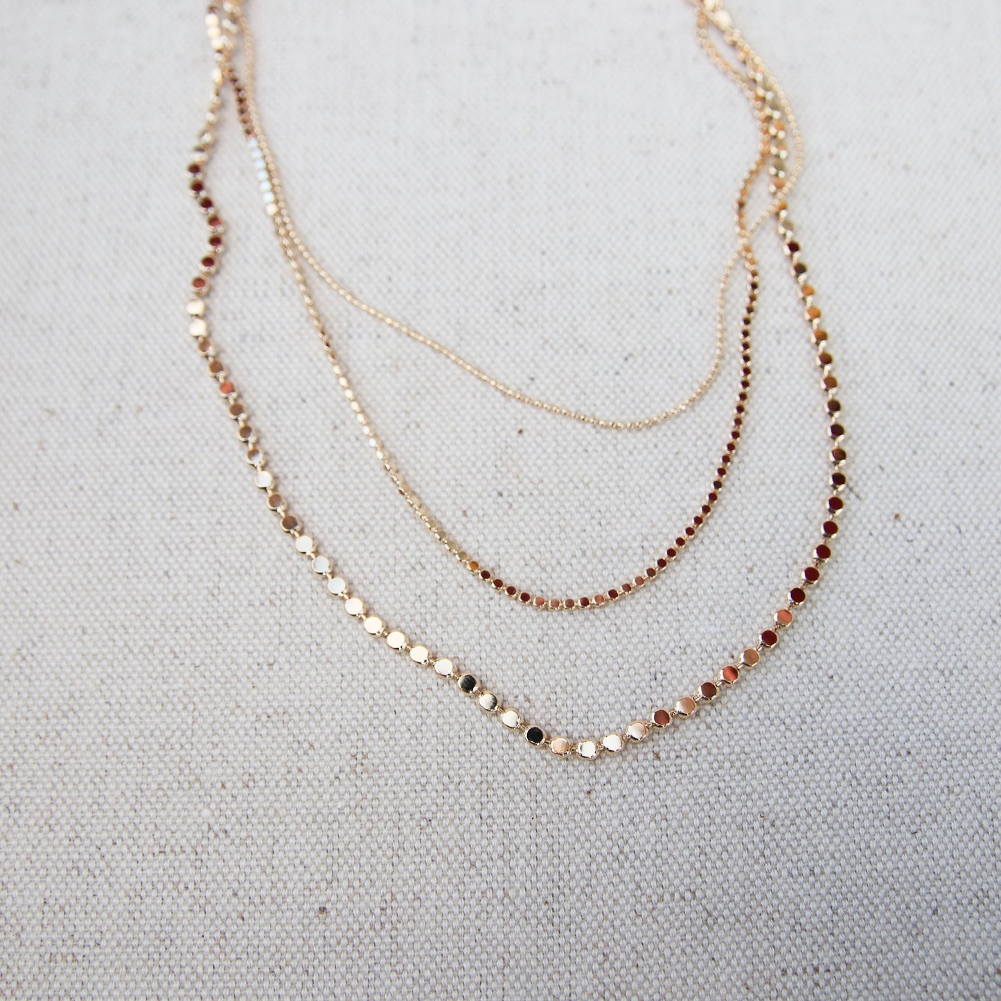 Minimalistic Triple Chains Necklace