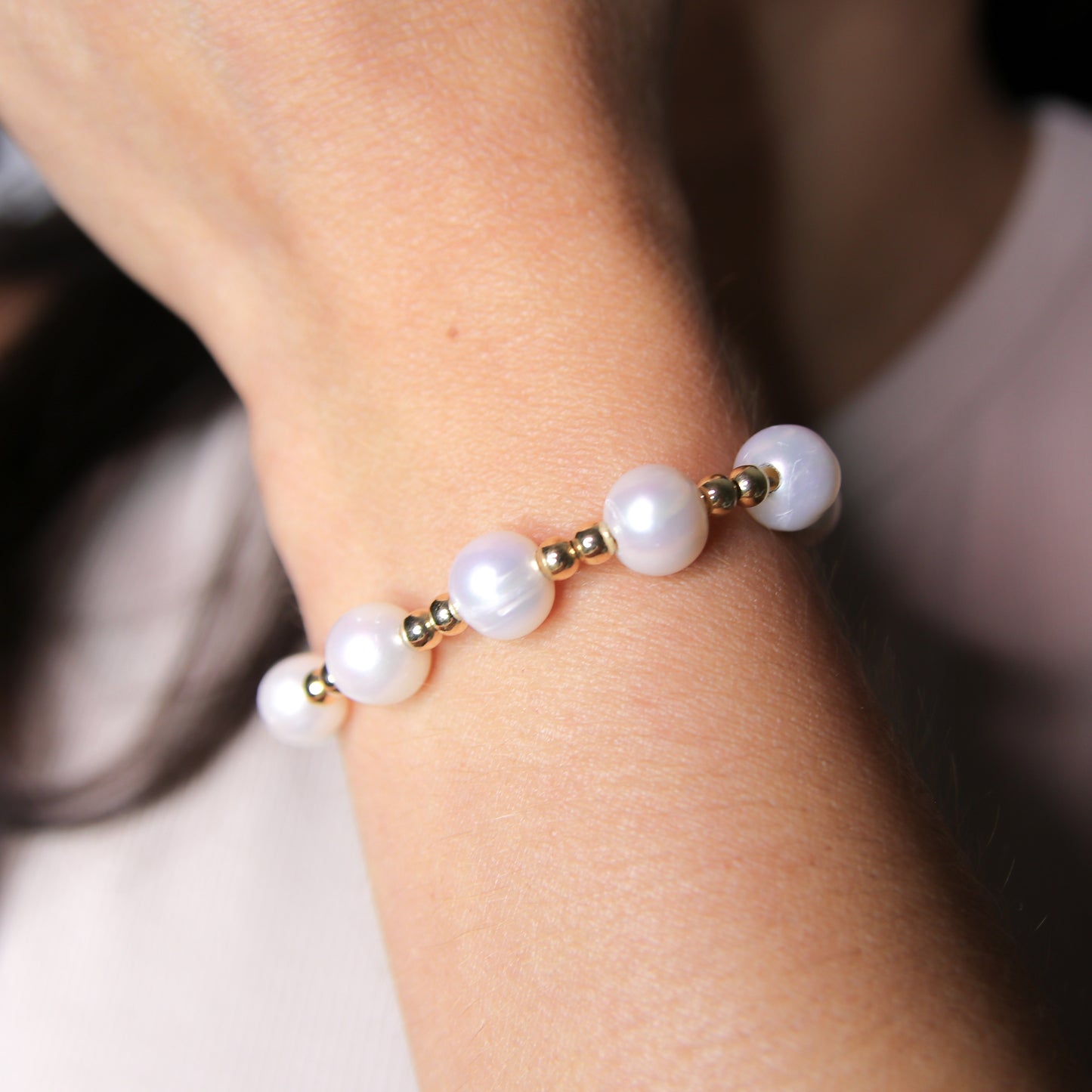 Simple Pearls Bracelet