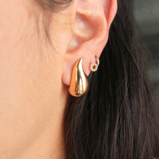 Small Gota stud Earring