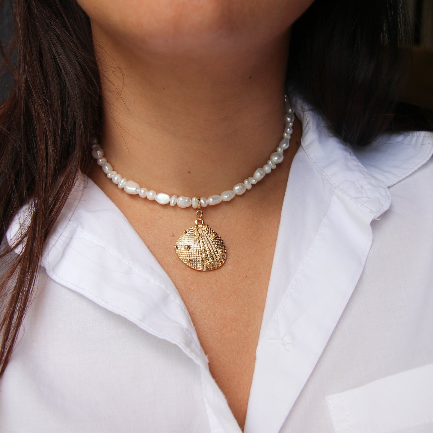 Shell Pearl Choker Necklace