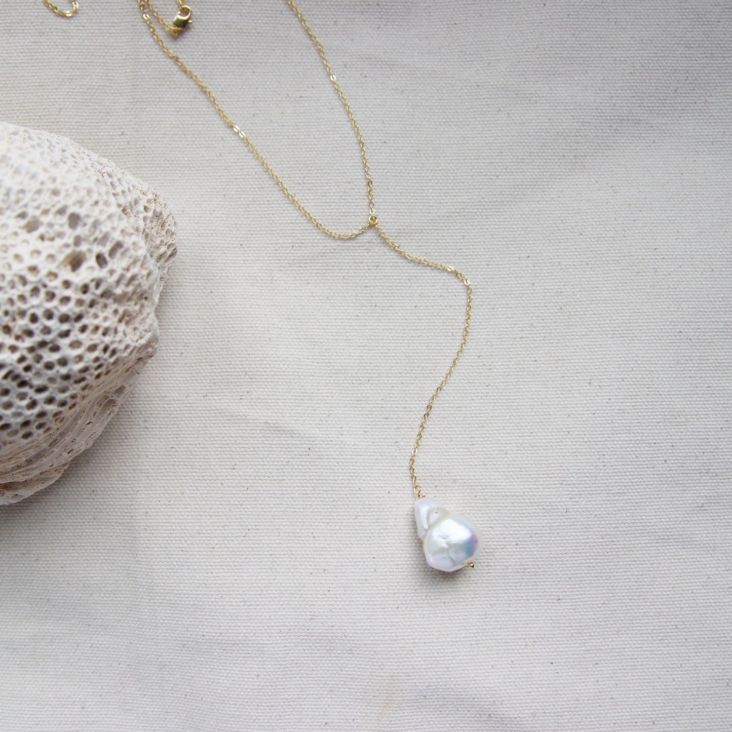 Simple Baroque Pearl Lariat