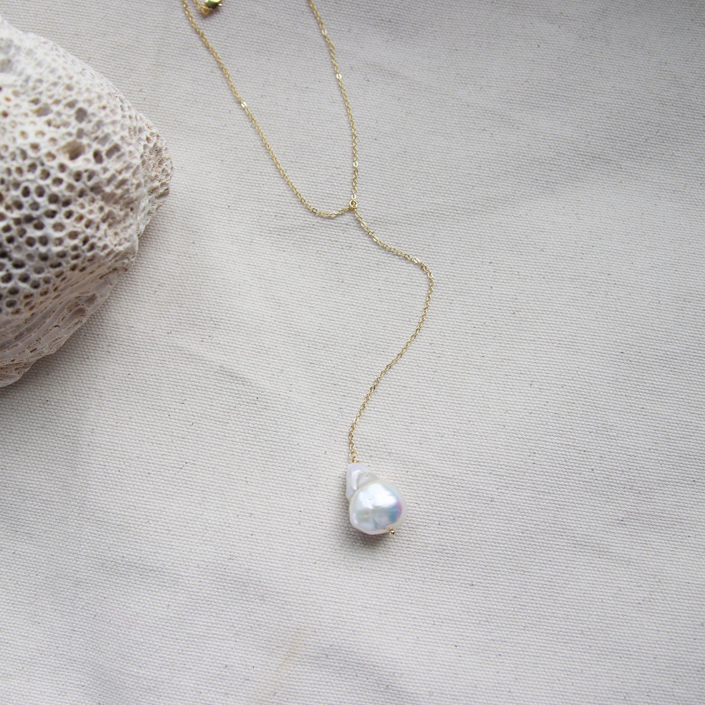 Simple Baroque Pearl Lariat