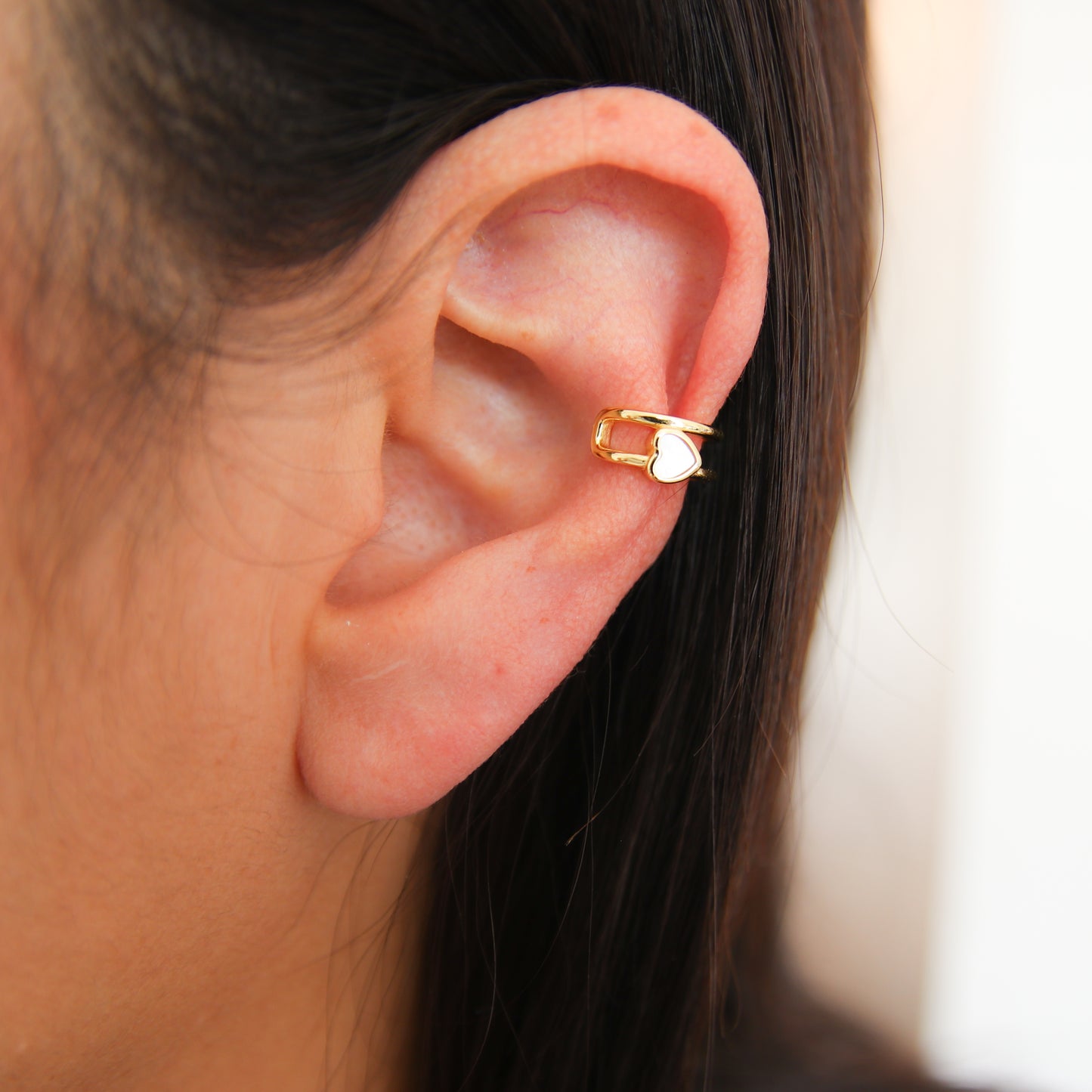 Nacre Heart Earcuff Earring