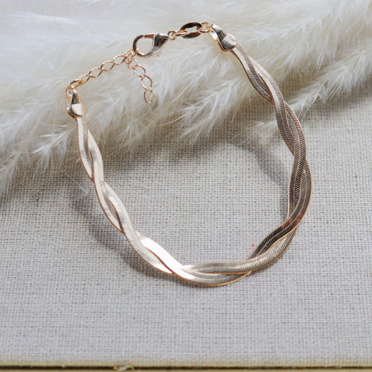Double Twisted Herringbone Chain bracelet