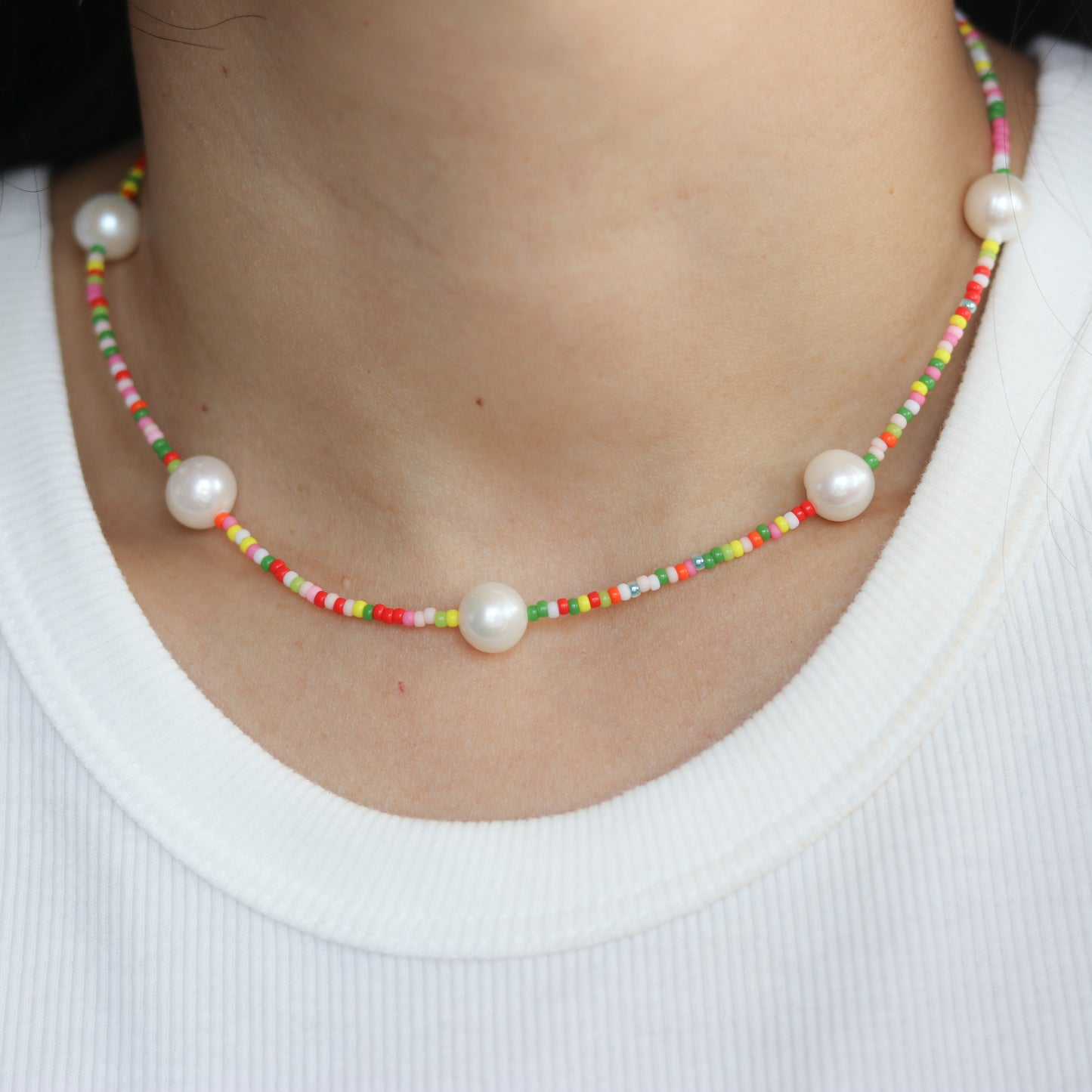 Multicolor Beaded Pearl Choker