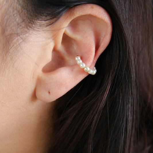 Pearls Ear Cuff
