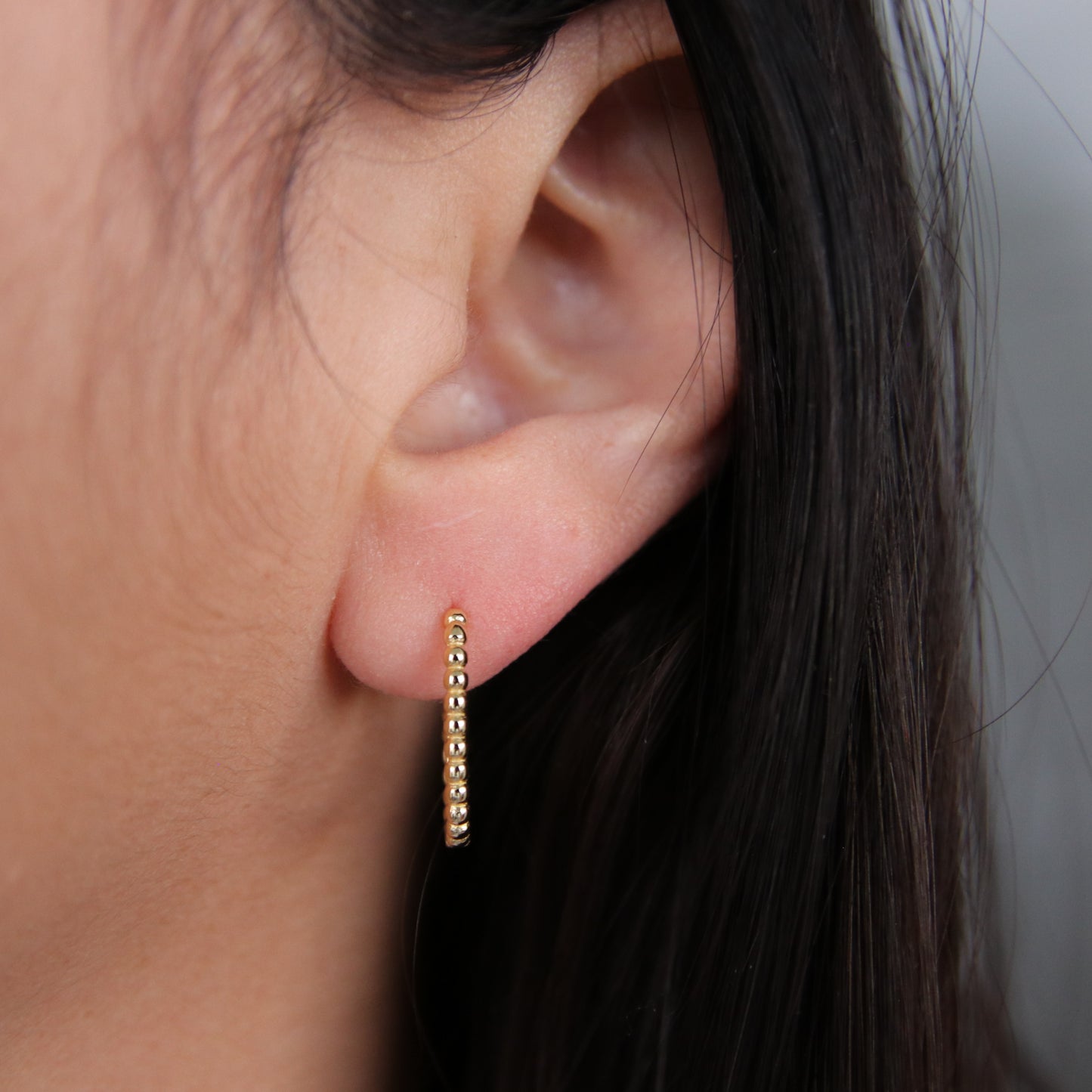 Dot Oval Huggie Earring