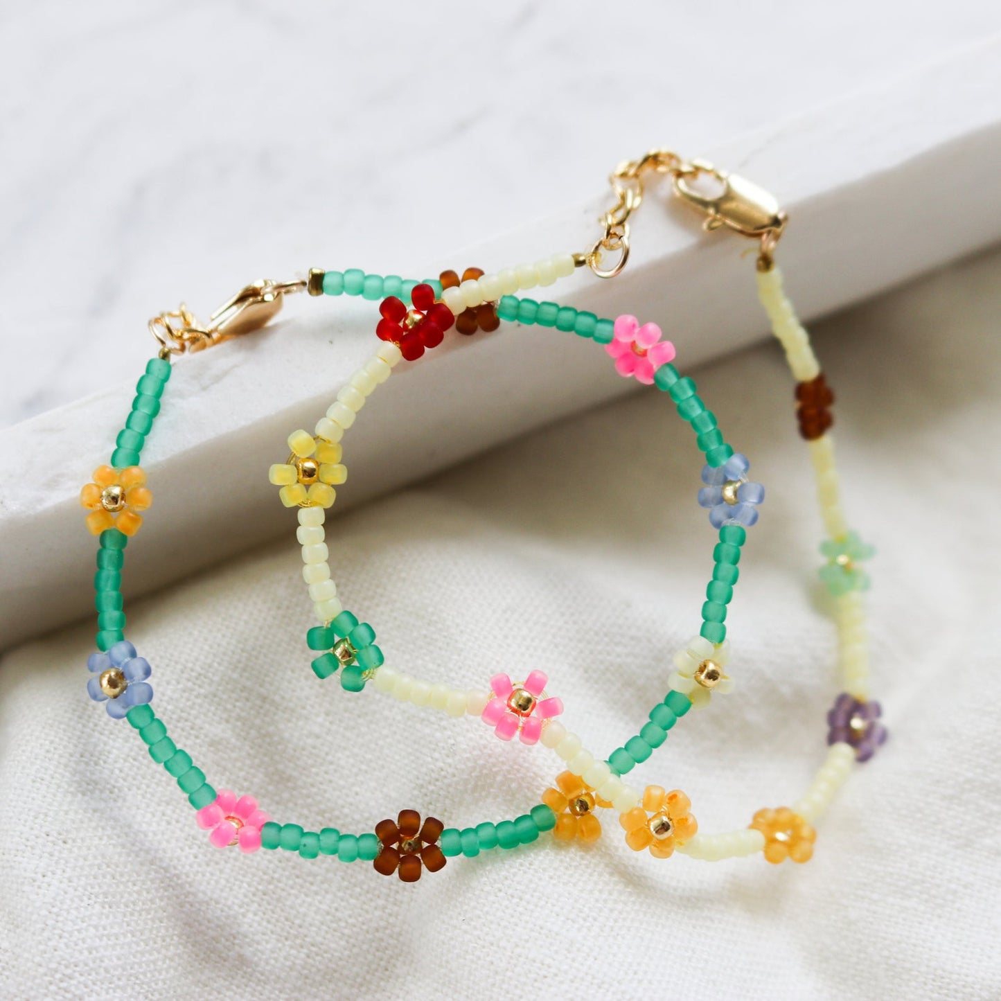 Beaded Daisy Flower Bracelet